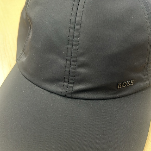 100% Authentic Hugo Boss Cap / Hat - NWT - Final Price - Picture 5 of 5